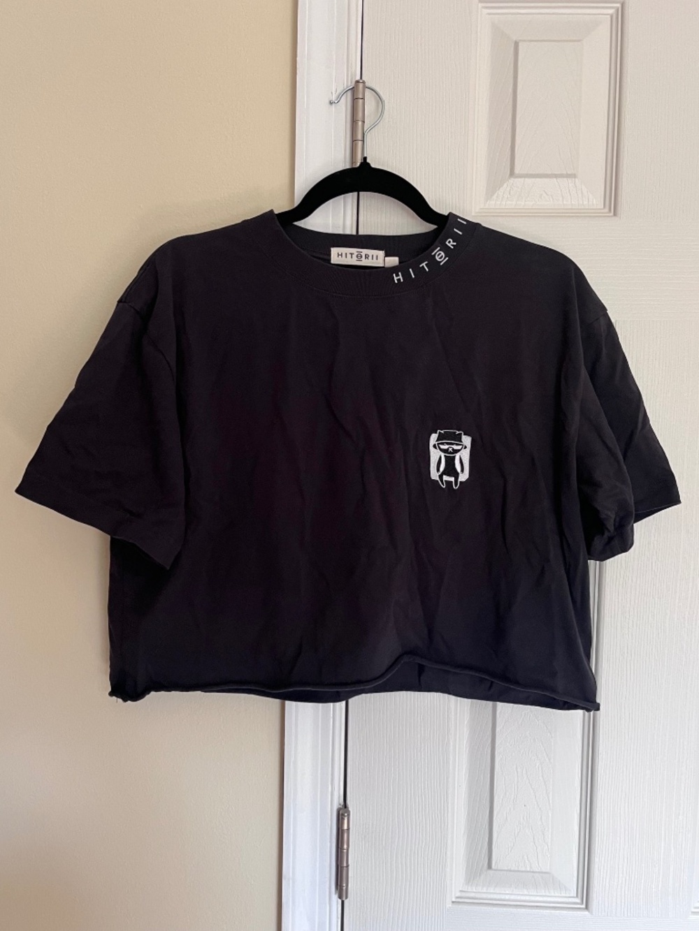 Hitorii x Movement Cat Climbing Icons Oversized Crop Tee